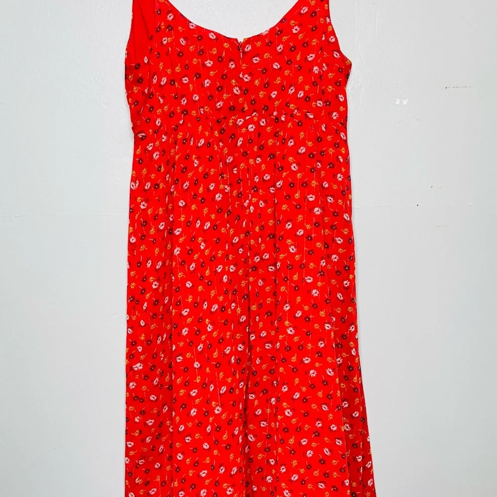 MADEWELL Ruffle-Strap Wrap Dress in Metallic-Striped Prairie Posies red - Picture 7 of 13
